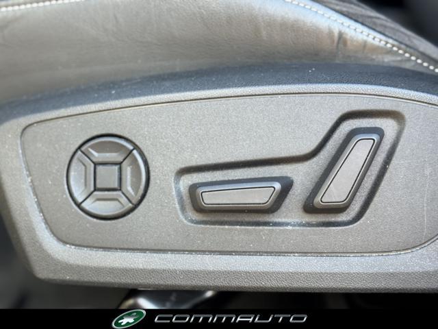 AUDI Q3 40 TFSI quattro S tronic S line edition