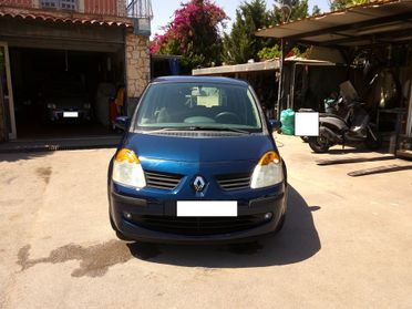 Renault Modus 1.5 dCi 70CV Confort Dynamique 06