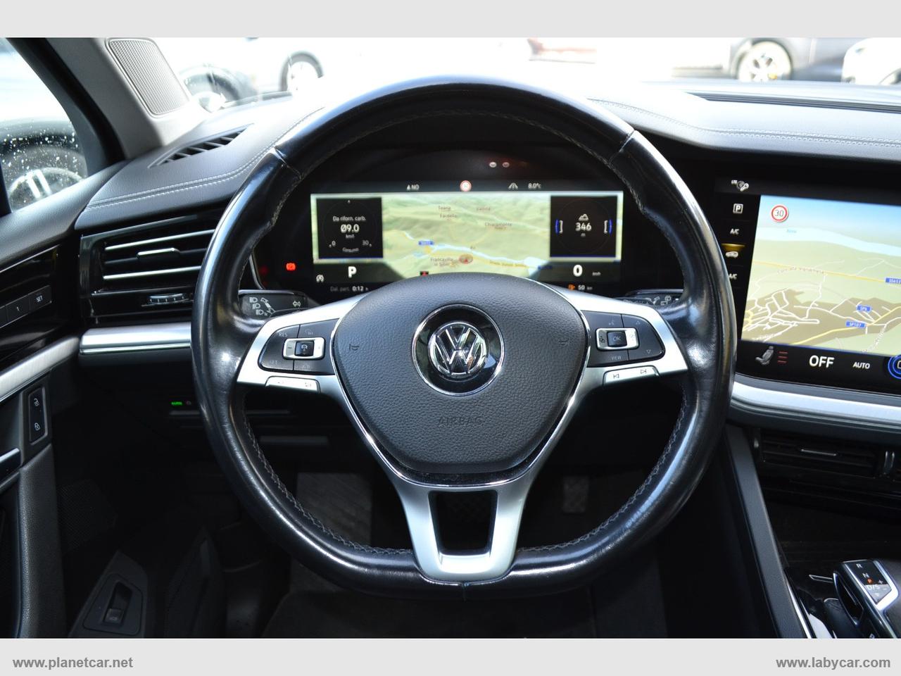 VOLKSWAGEN Touareg 3.0 TDI Advanced