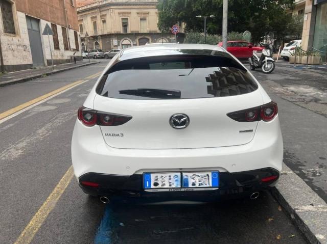 Mazda Mazda3 2.0 m-hybrid Exclusive 150cv