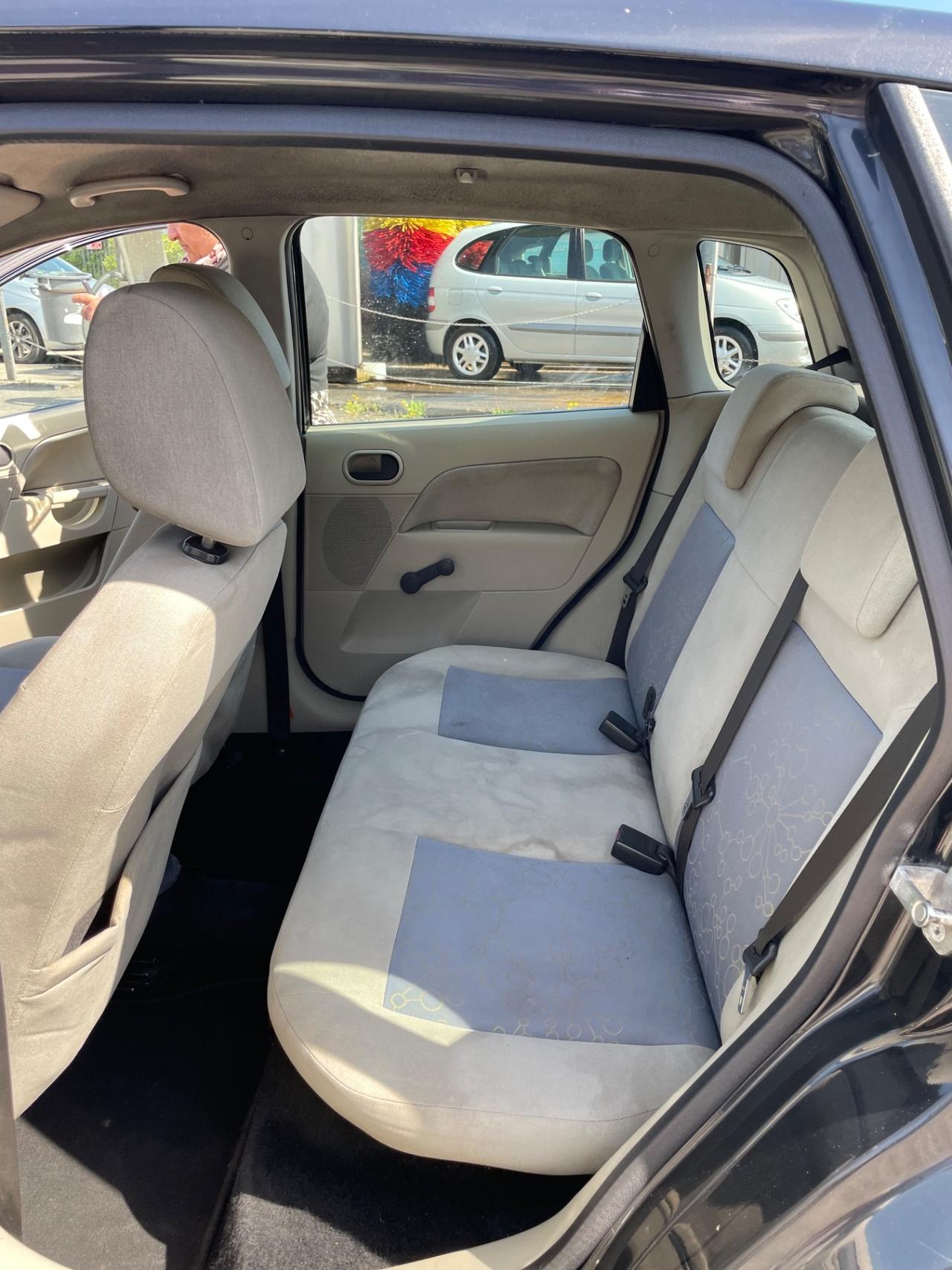 FORD FIESTA 1.4 DISEL TDCI 167.000 KM NEOPATENTATI