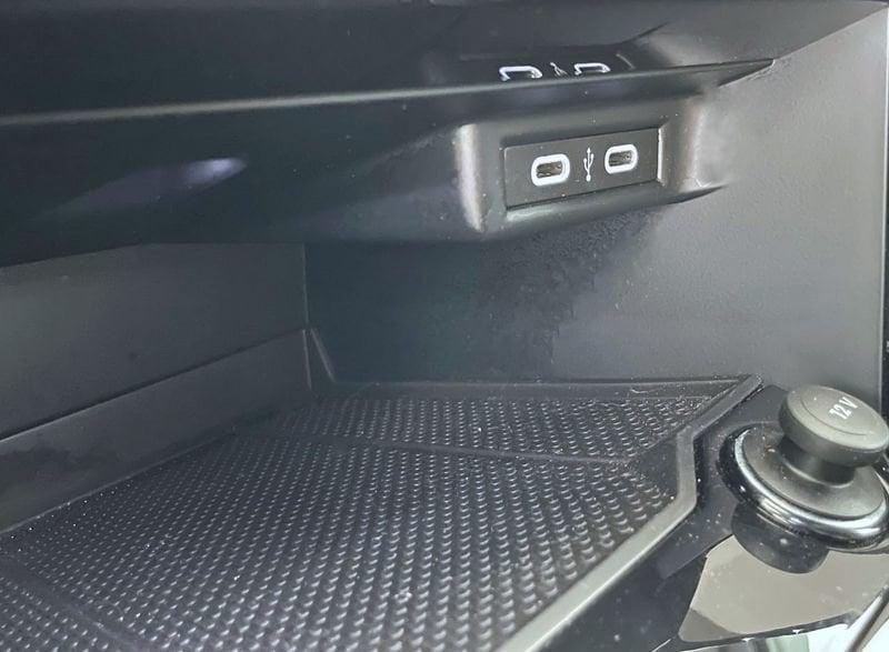 Volkswagen T-Roc 1.5 TSI ACT R-Line DSG