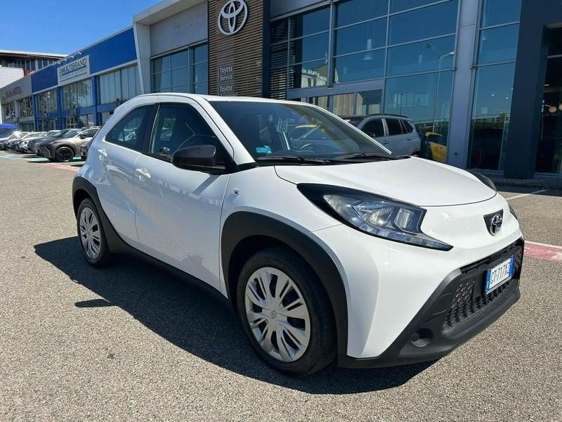 Toyota Aygo X 1.0B (72 CV) Active S-CVT