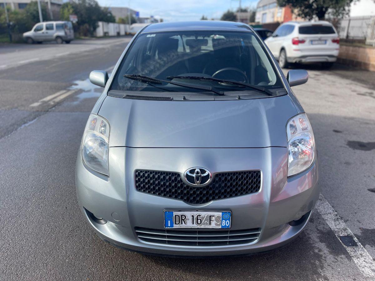 TOYOTA - Yaris - 1.3 5p. Navi
