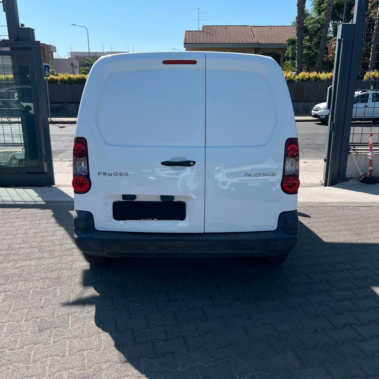 Peugeot Partner Tepee Mix BlueHDi 100 Active