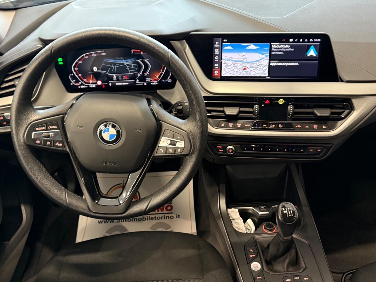 Bmw 118 118i 5p. Business Advantage VIRTUAL