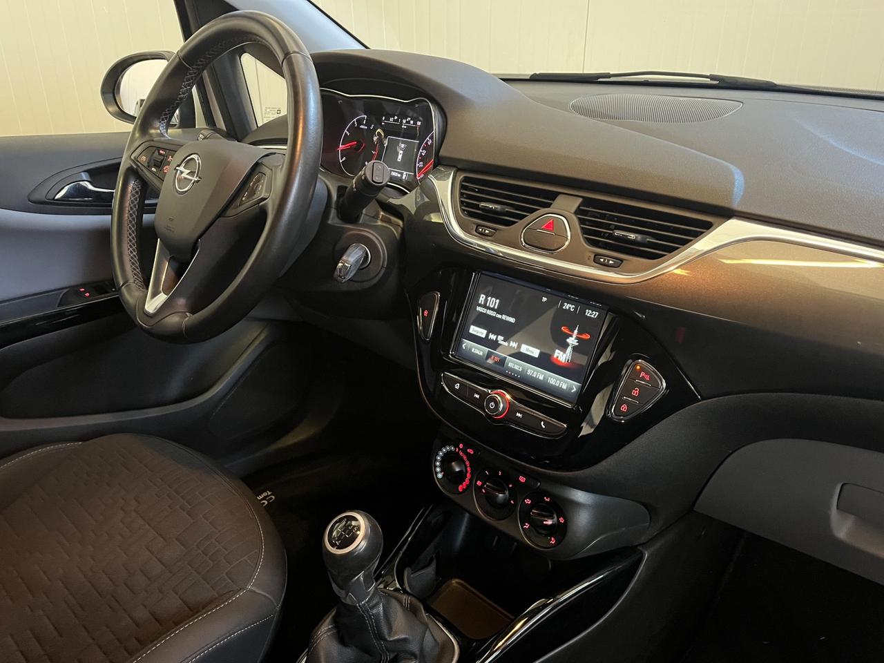 Opel Corsa 1.4 75 CV 5 porte Innovation