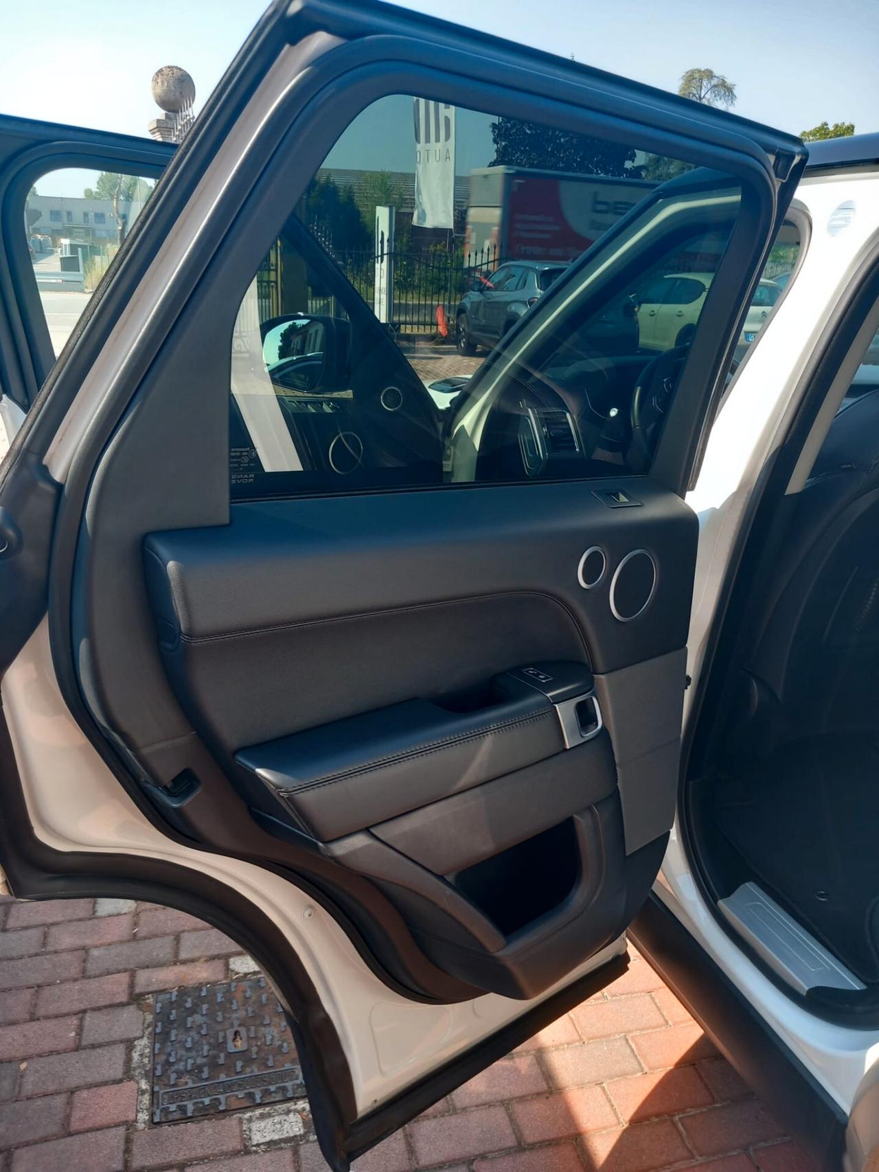 Land Rover Range Sport 3.0 TDV6 HSE