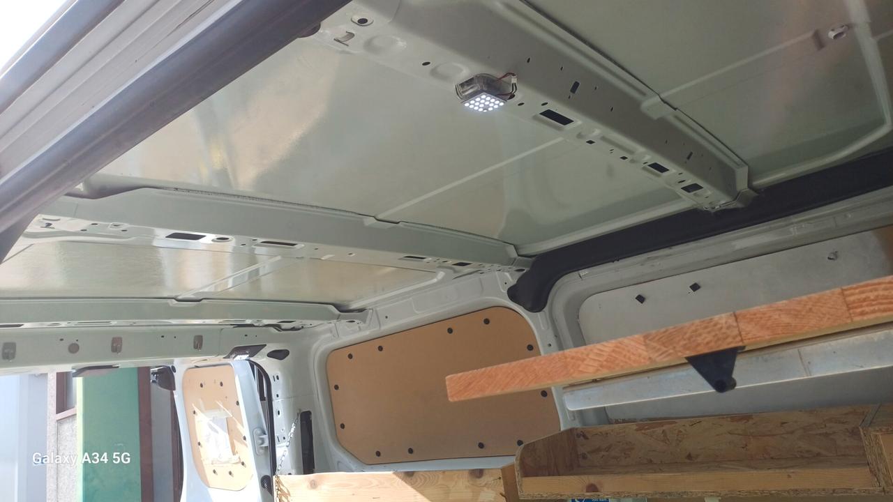 Ford Transit Custom 270 2.0 TDCi 130 Furgone EURO6 da Privato