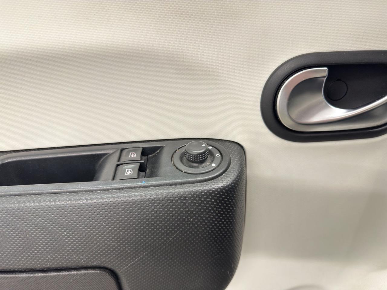 Renault Twingo 0.9 tce Sport 90cv edc