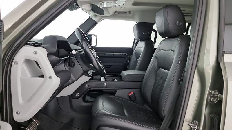 Land Rover Defender 110 3.0D I6 200 CV AWD Auto SE Autocarro N1