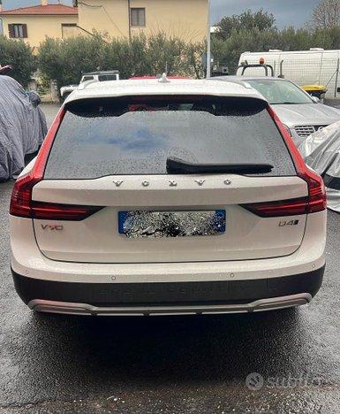 VOLVO V90 CROSS COUNTRY D4 AWD GEARTRONIC