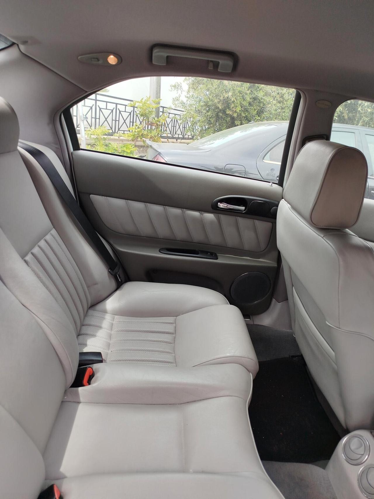 Alfa Romeo 166 2.4 JTD cat Exclusive