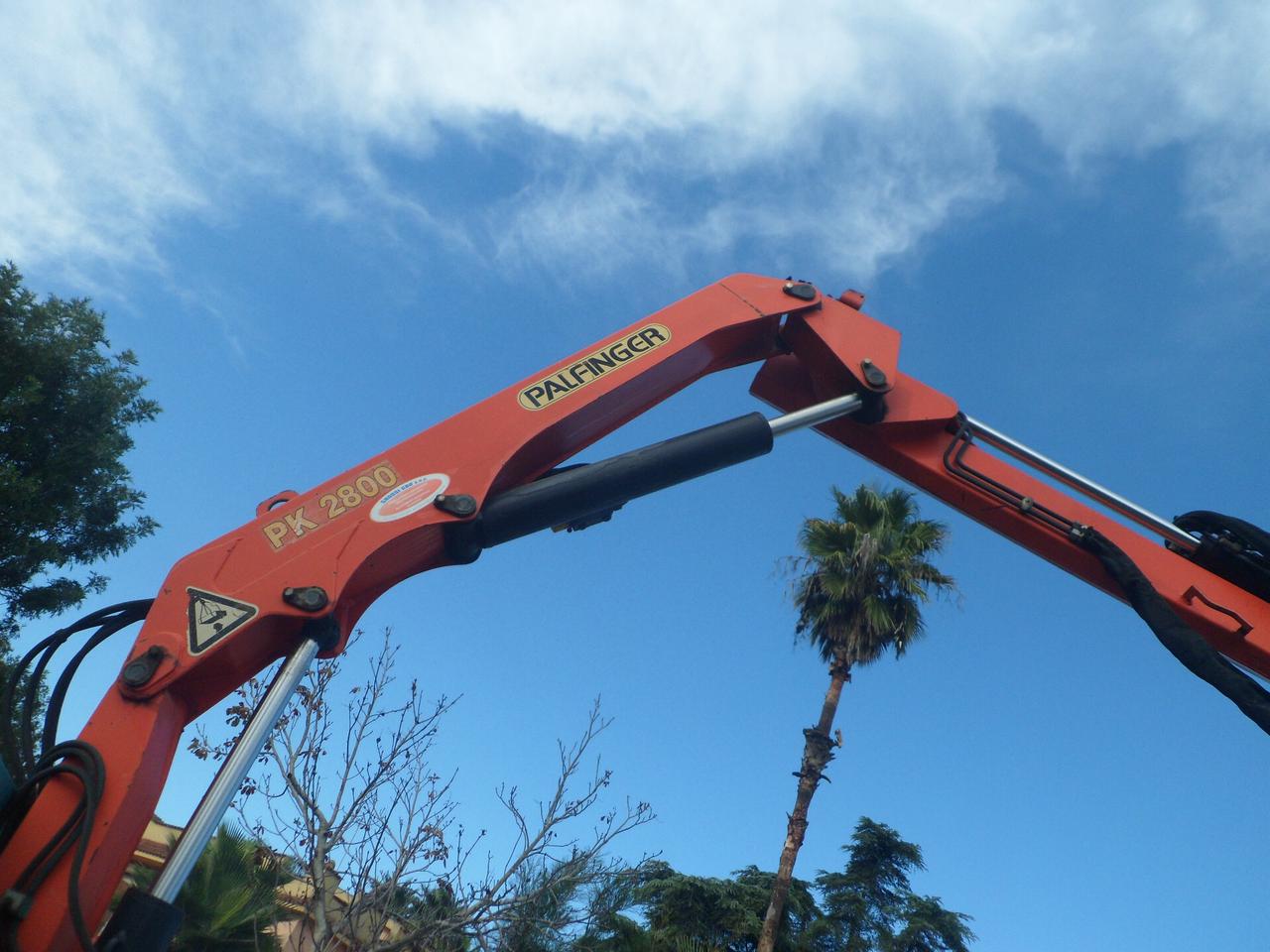 Mercedes-benz Sprinter cassone fisso con gru