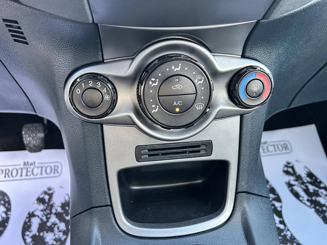 FORD FIESTA 1.4 92CV TIT. GPL UNICO CERTIFICATA