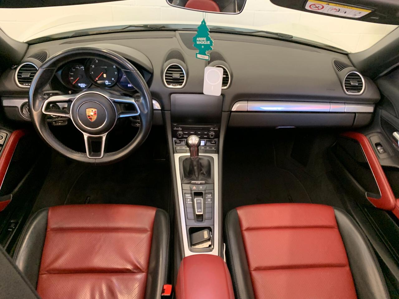 Porsche 718 Spyder Boxster 2.0