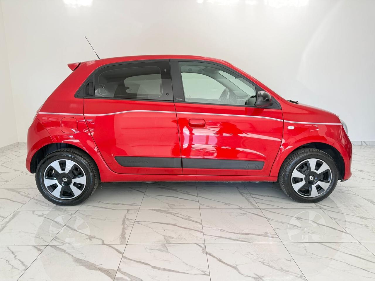 RENAULT TWINGO LIMITED 21.000 KM
