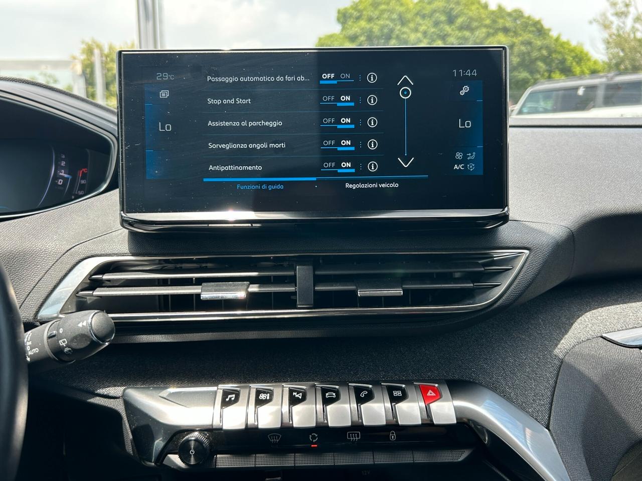 Peugeot 3008 BlueHDi 131 S&S EAT8 Allure