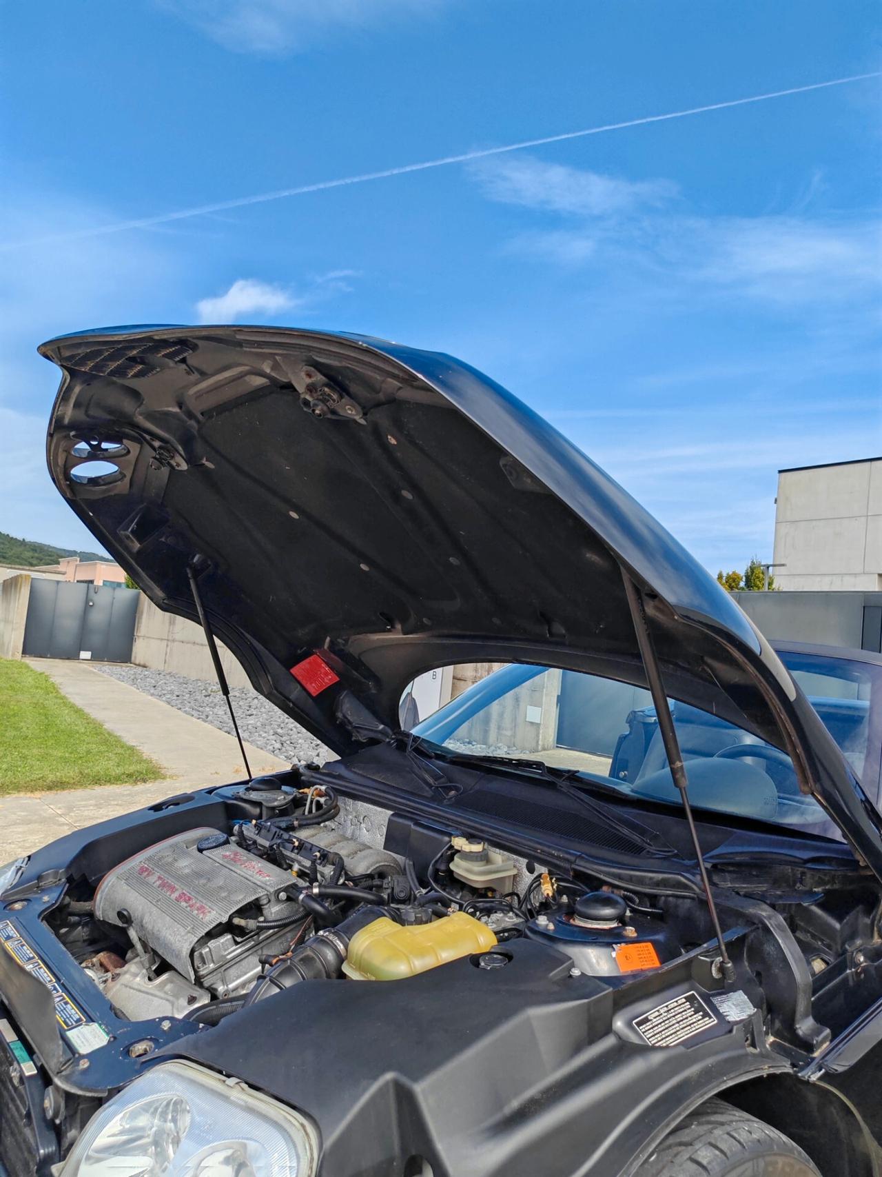 Alfa Romeo GTV Spider 2.0i 16V Twin Spark cat