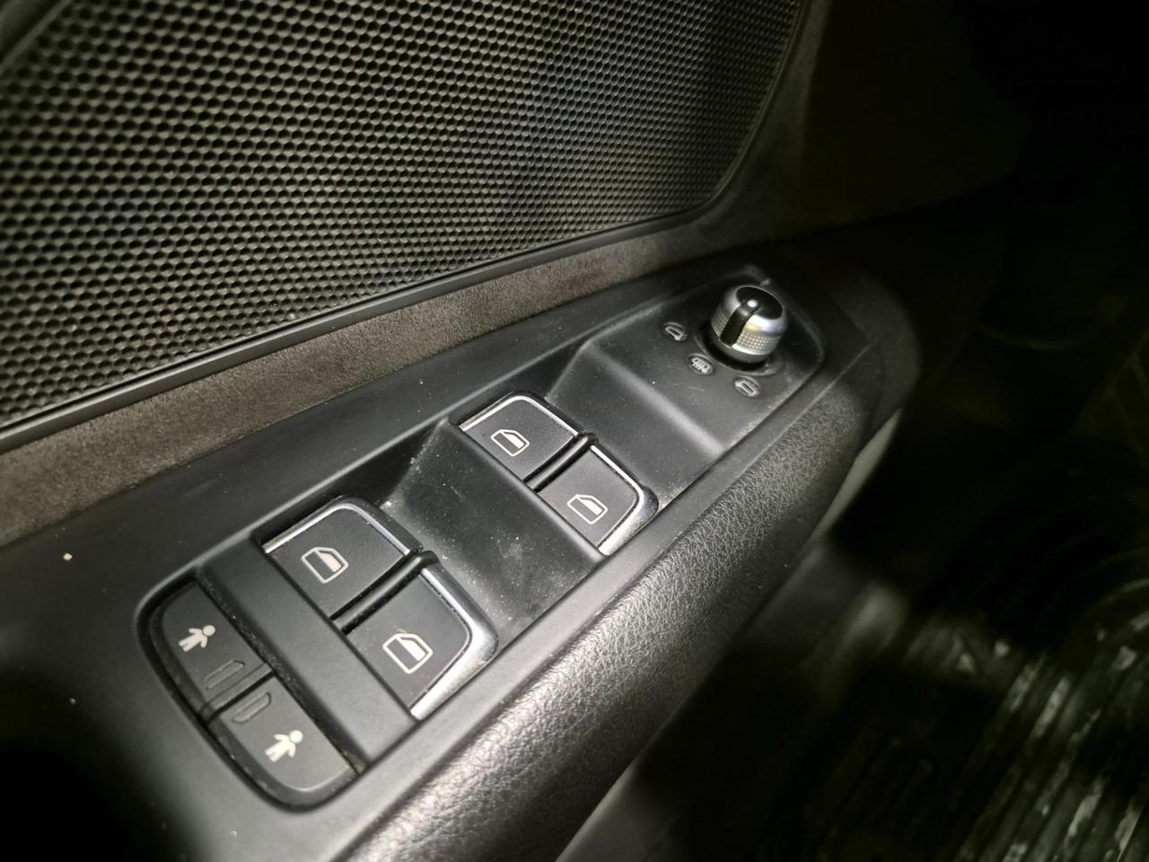 Audi A8 3.0 V6 tdi quattro tiptronic - Cam - Cruise/Lim - Soft Close