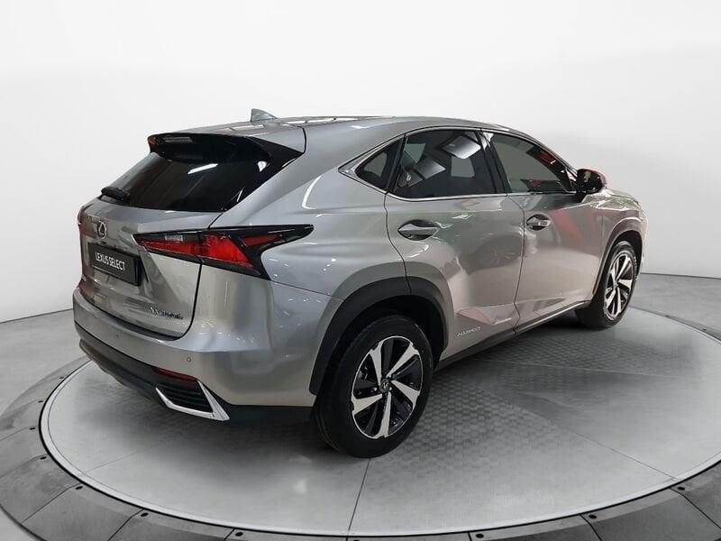 Lexus NX Hybrid 4WD Luxury