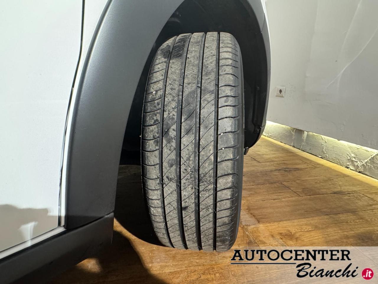 Citroen C3 1.2 puretech Shine s&s 83cv neopatentati