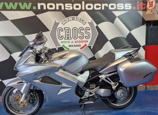 HONDA VFR 800 - ANNO 2007