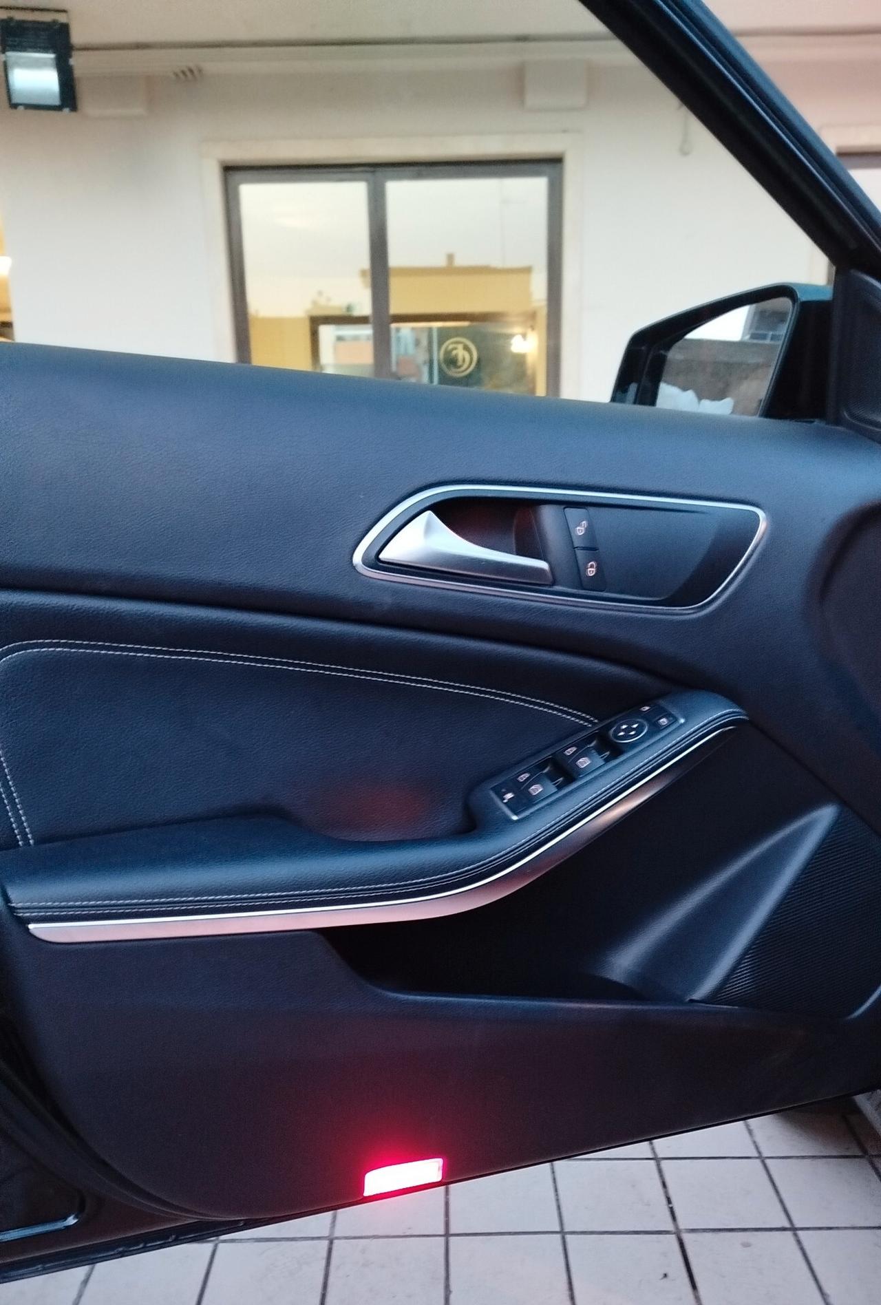 Mercedes-benz GLA 220 CDI Premium Amg