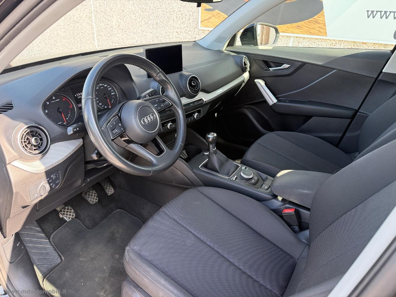 AUDI Q2 30 TDI Business STUPENDA