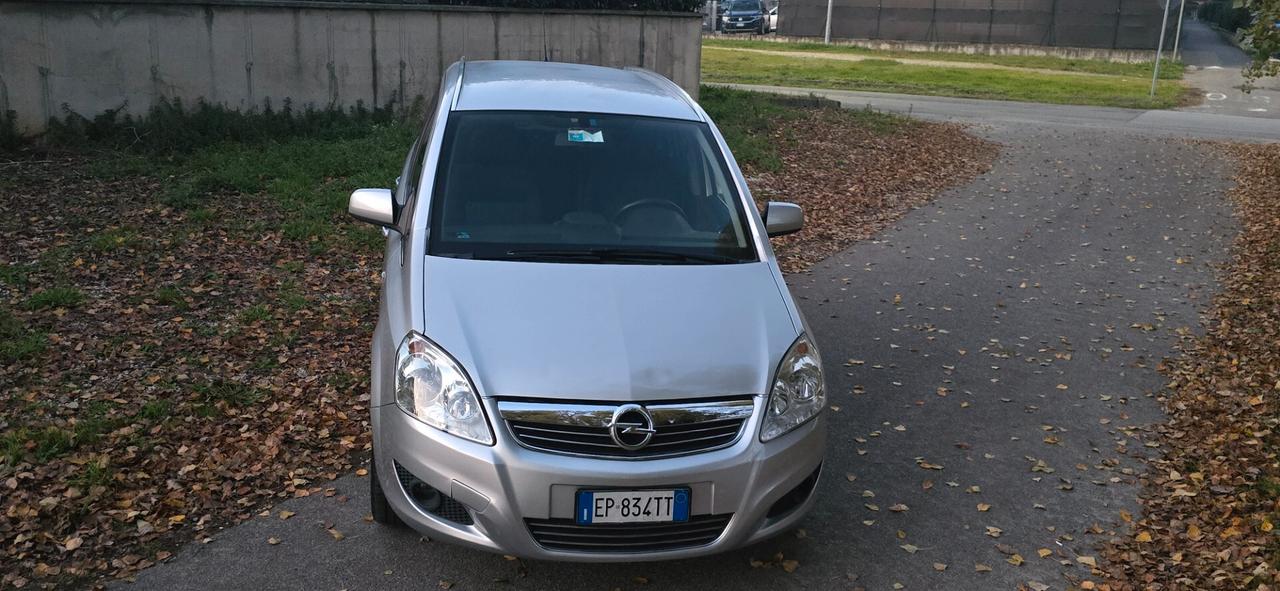 Opel Zafira 1.6 16V VVT One