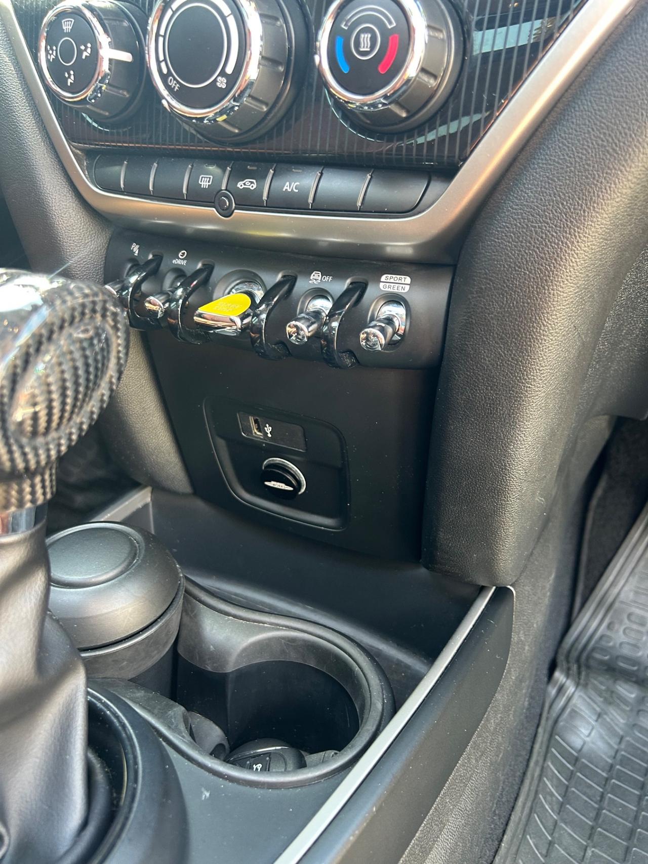 Mini Cooper SE Countryman Countymen Plug-it