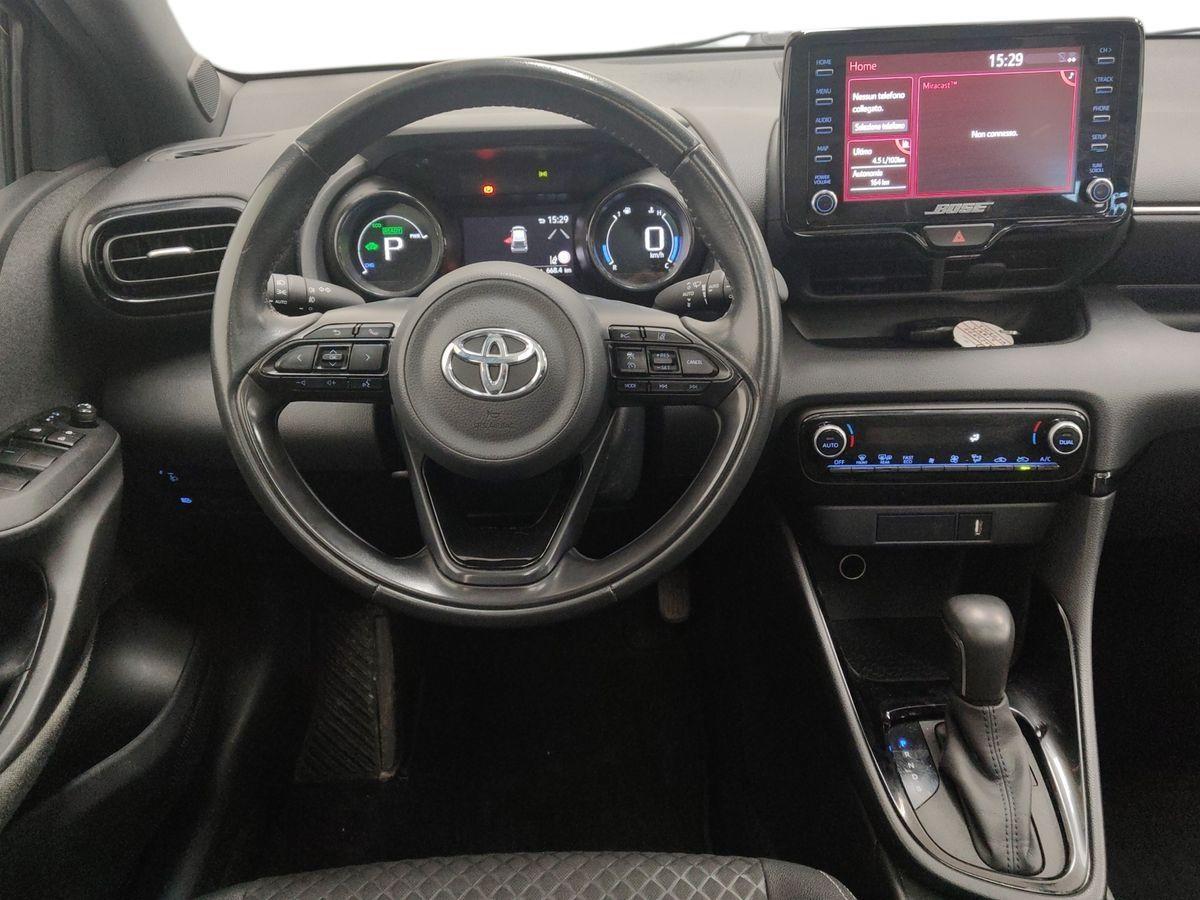 TOYOTA Yaris IV 2020 - Yaris 1.5h Lounge