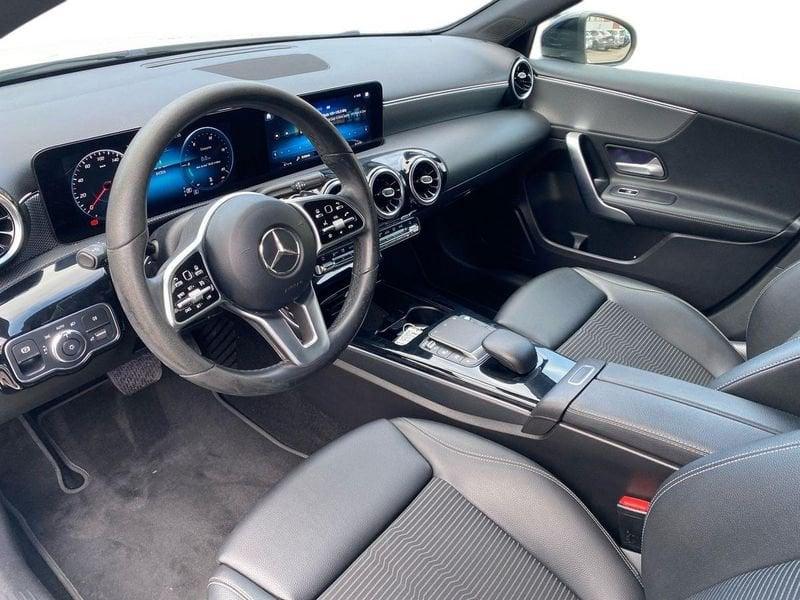 Mercedes-Benz Classe A A 200 d Sport Night edition auto