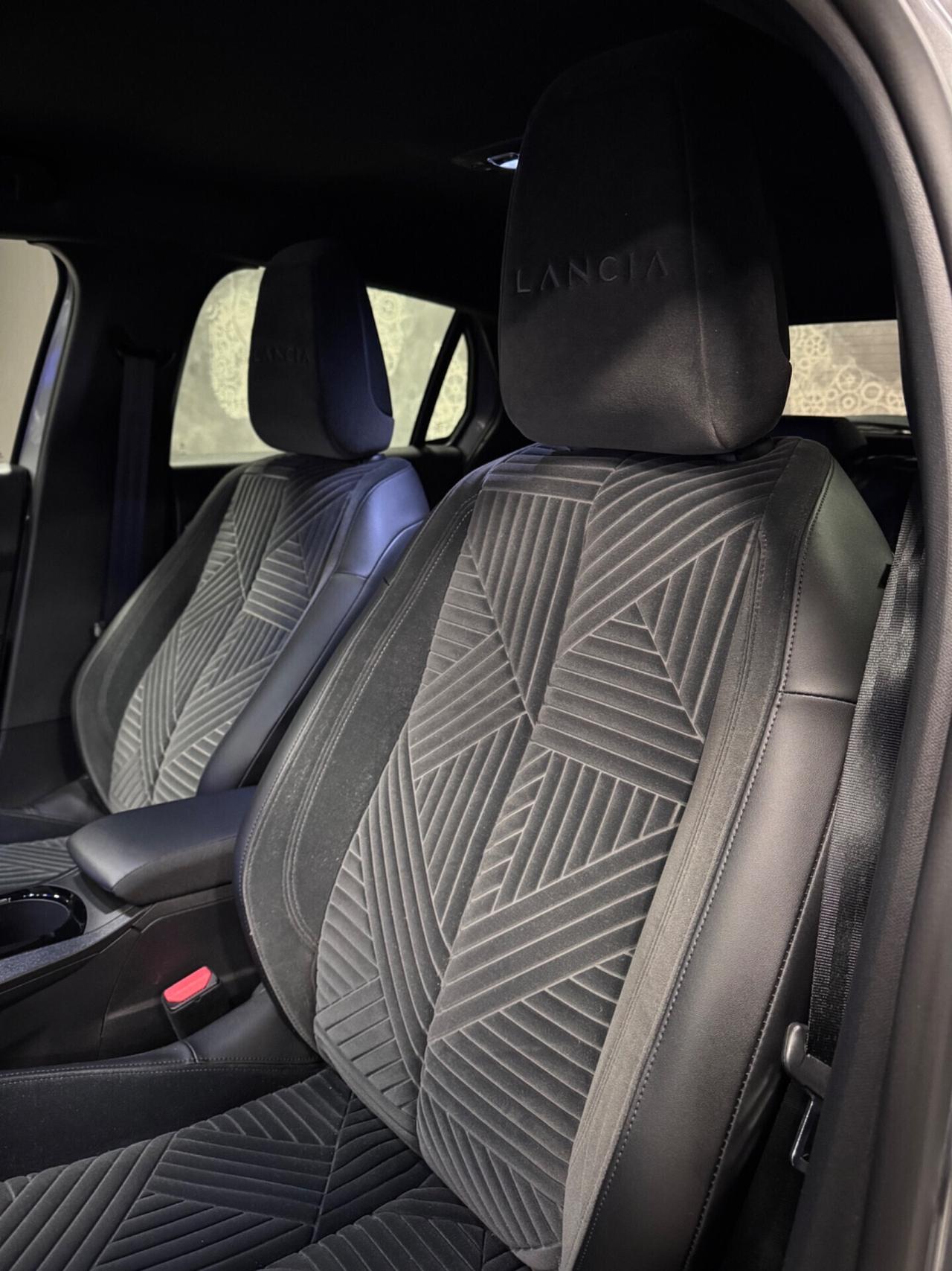 LANCIA YPSILON MY2025 DCT EDIZ CASSINA