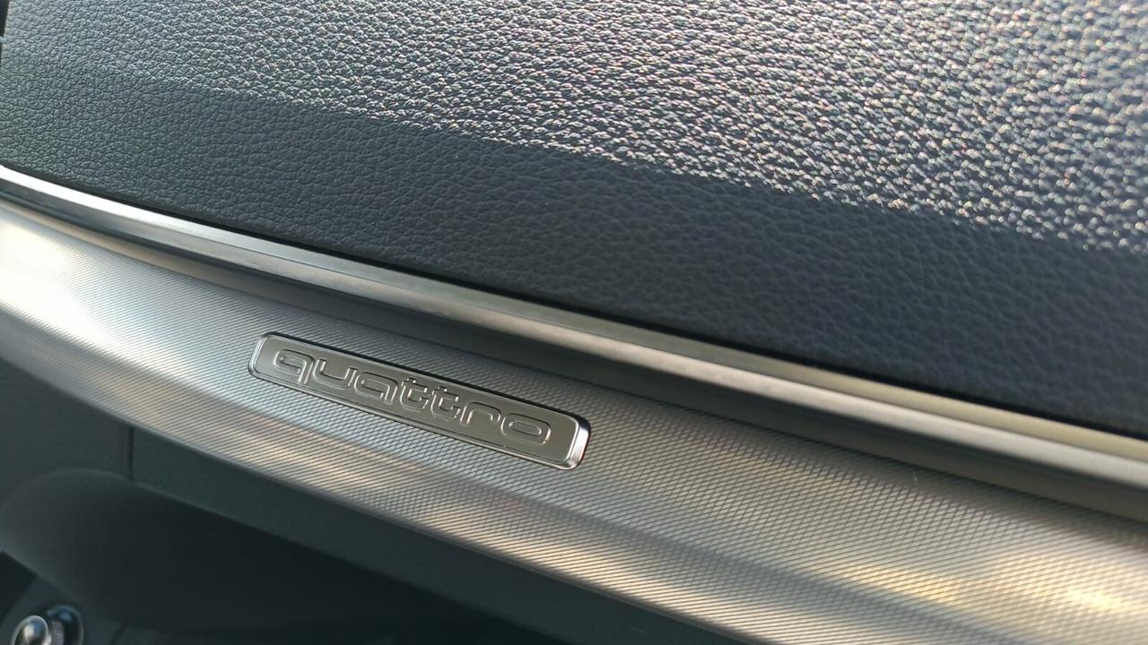 Audi Q5 35 TDI quattro S tronic Business Design