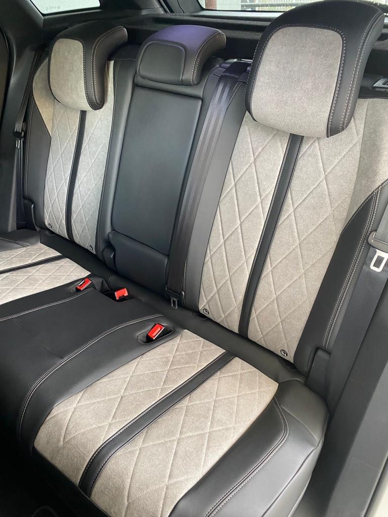 Peugeot 3008 1.6 hybrid4 phev GT 300cv e-eat8