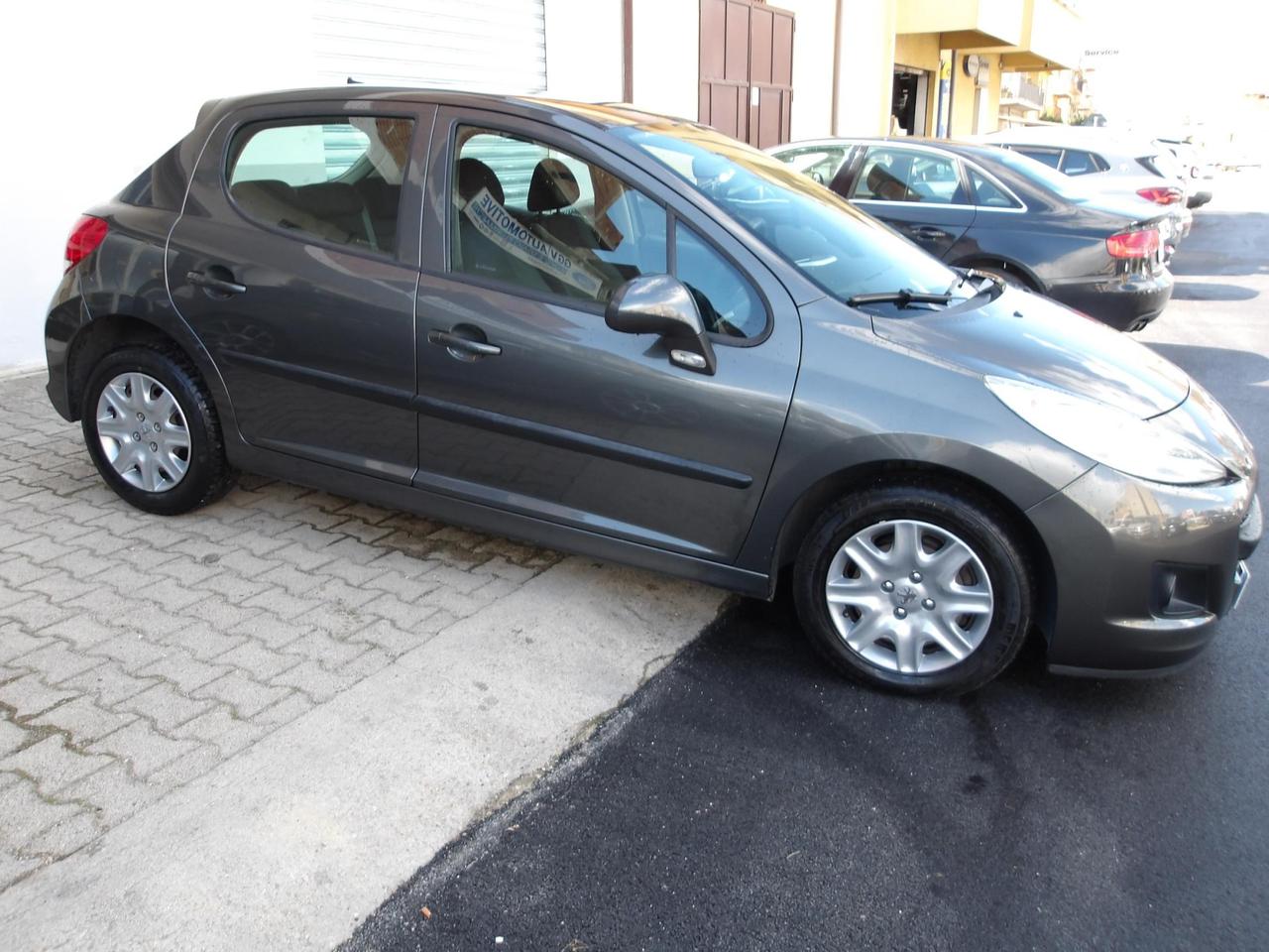 Peugeot 207 5 Porte 207 5p 1.4 vti 16v X-Line FL