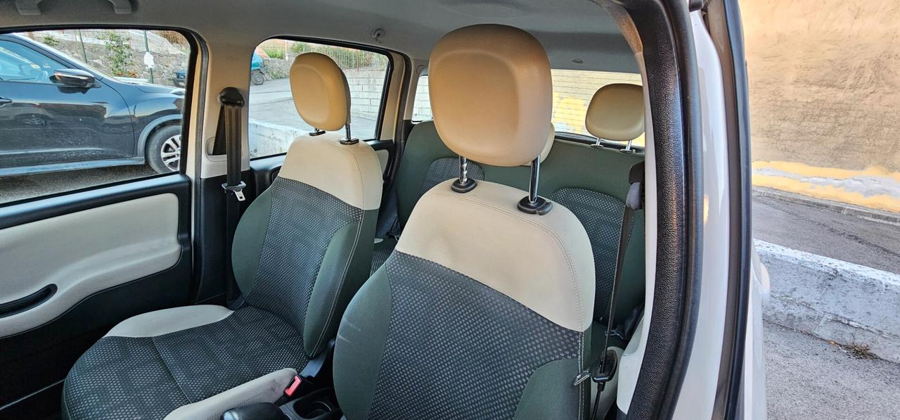 Fiat Panda 0.9 TwinAir Turbo Natural Power Trekking