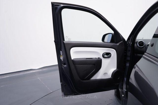 RENAULT Twingo 1.0 SCe Duel2