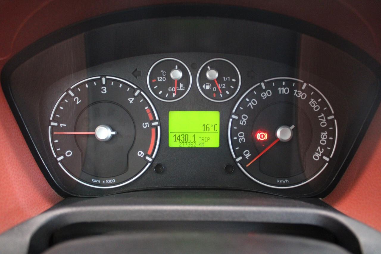 FORD Fiesta 1.6 TDCi Ghia - 2006