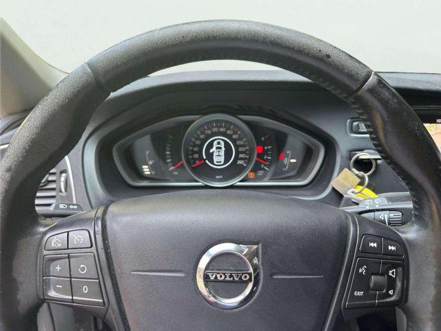 VOLVO V40 D2 Business