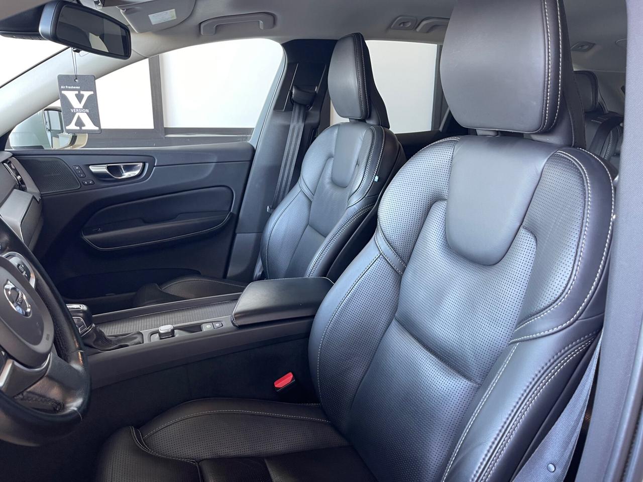 Volvo XC 60 D4 AWD GEARTRONIC MOMENTUM