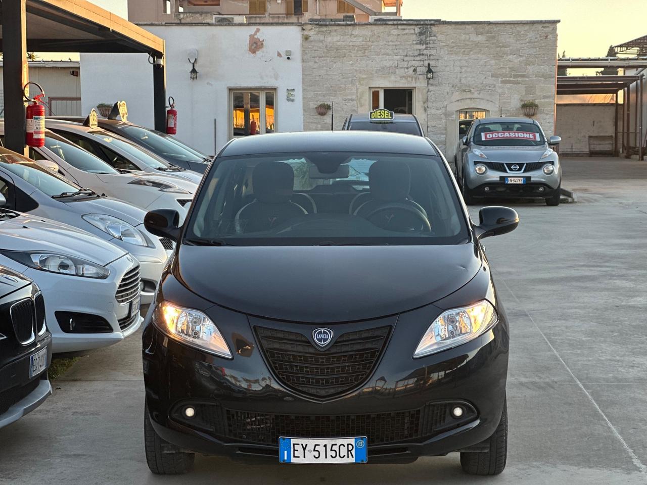 Lancia YPSILON 0.9 METANO ELEFANTINO 2015