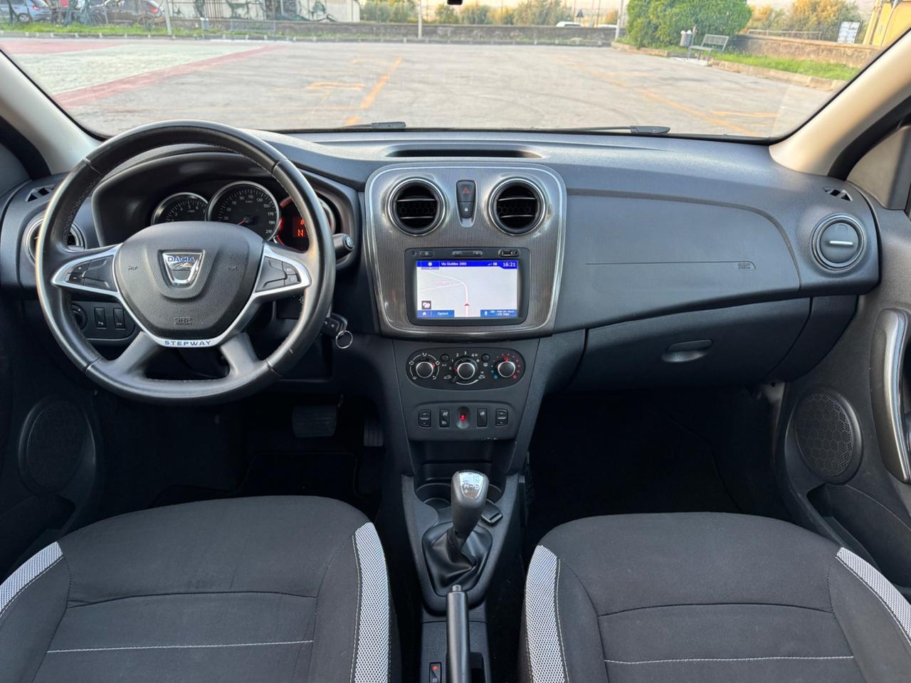 Dacia Sandero Stepway 1.5 dCi CAMBIO AUTOMATICO