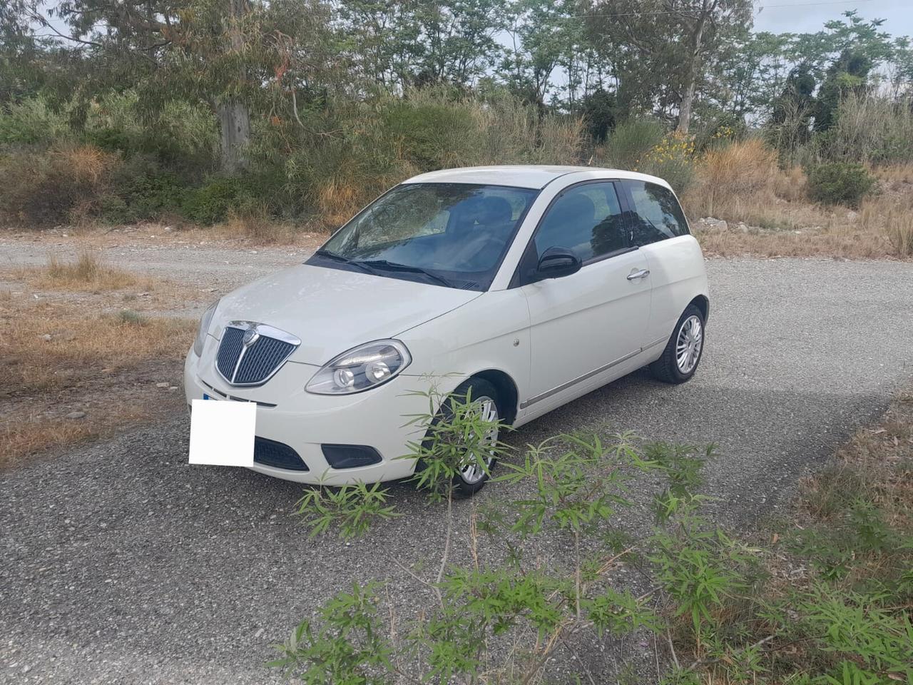 Lancia Ypsilon 1.2 69 CV