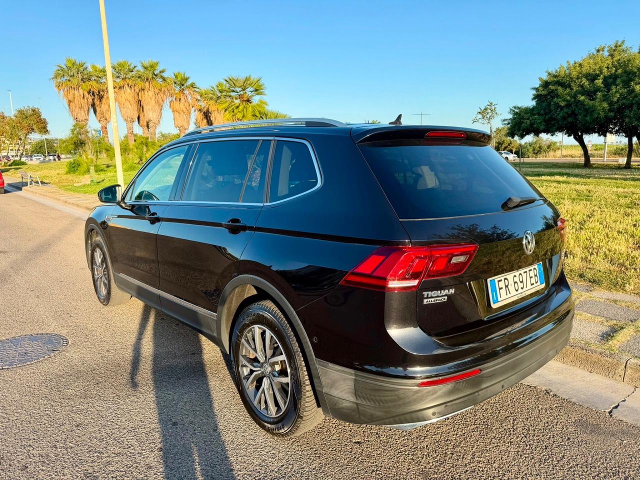 Volkswagen Tiguan Allspace Diesel-Automatica- 4X4