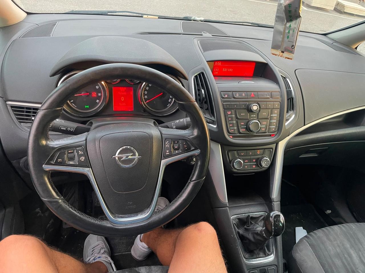 Zafira 1.6 T metano 150 cv 7 posti scalda acqua