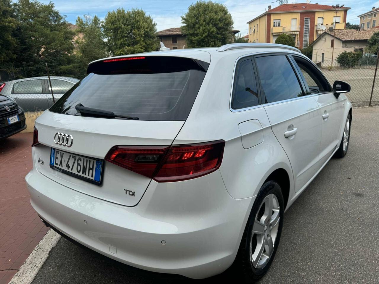 Audi A3 SLINE 2015 SPB 1.6 DIESEL TDI Ambition
