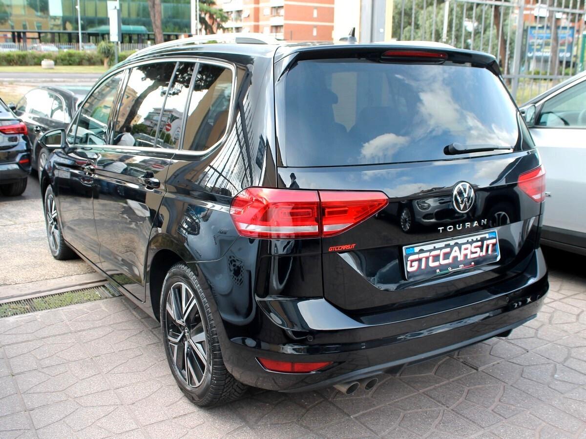 Volkswagen Touran 2.0 TDI 150 CV SCR DSG Executive BlueMotion Tech.7p Nav PDC UNIPRO IVA DEDUC.
