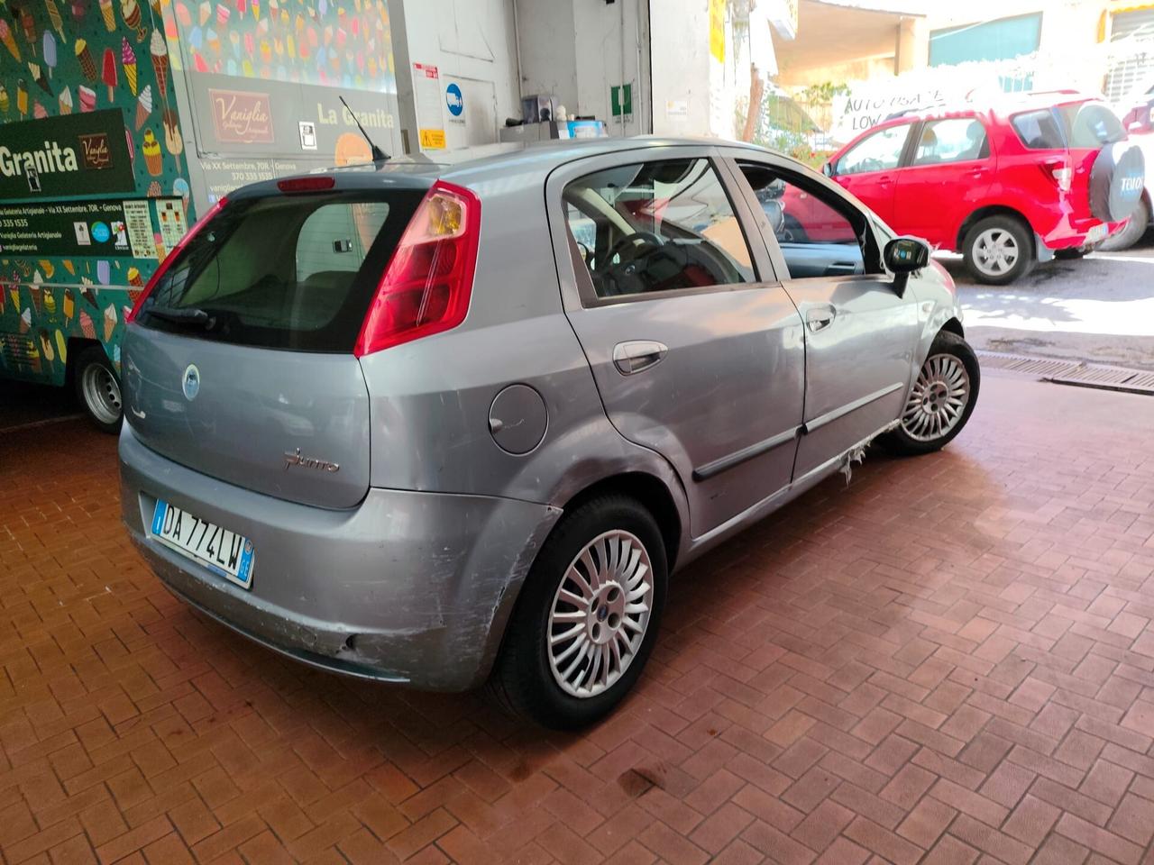 Fiat Grande Punto 1.3 MJT 75 CV 5 porte Dynamic